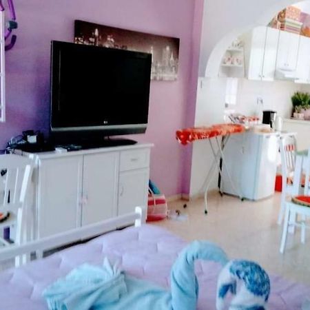 Yiota'S Cute Studio Paphos Eksteriør bilde